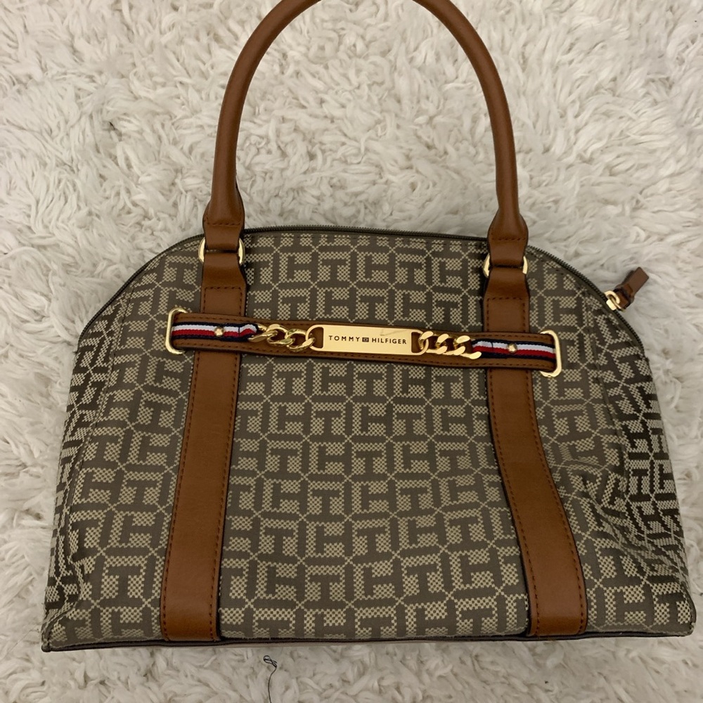Tommy Hilfiger purse
